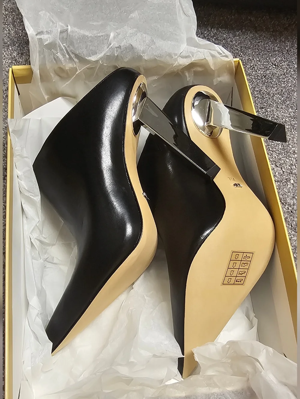 New Michael Kors Halle Leather Mule Pump Sz 7 - Picture 3 of 8
